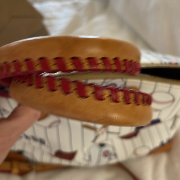 Dooney Bourke Chicago Cubs handbag - Picture 11 of 11